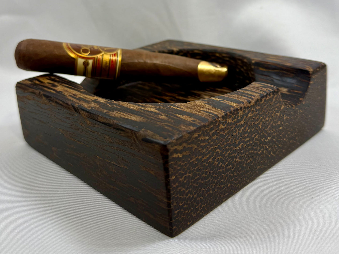 Cigar Ashtray - Black Palm