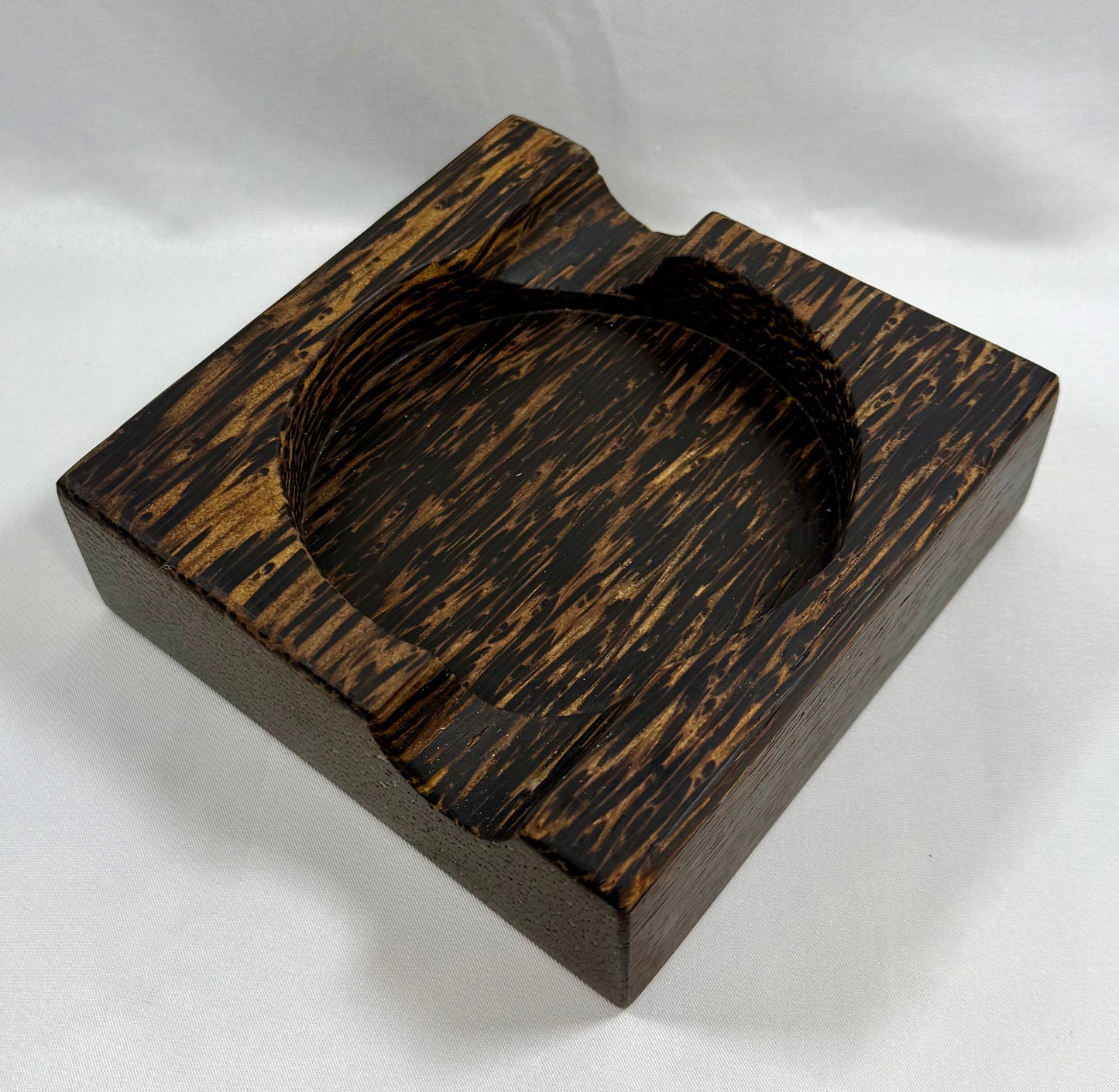 Cigar Ashtray - Black Palm