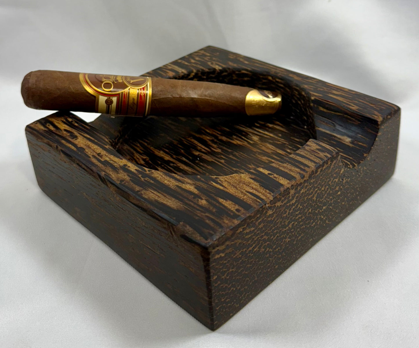 Cigar Ashtray - Black Palm